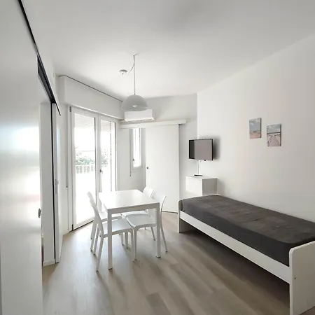 Apartment Apollo Superior Fronte Mare *
