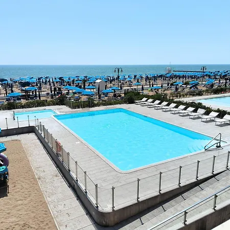 Apartamento Apollo Superior Fronte Mare Lido di Jesolo